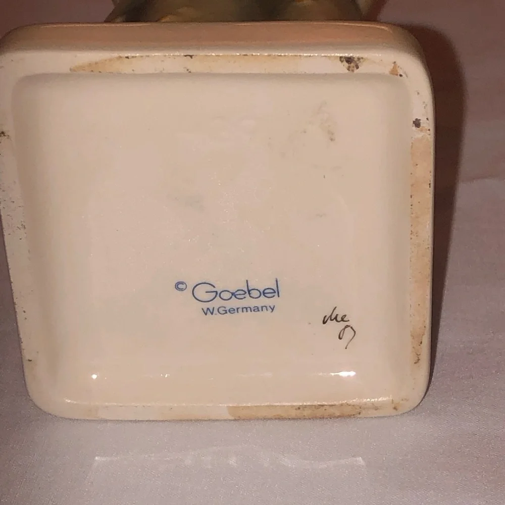 Hummel “A Gentle Glow” Ceramic Angel Candle Holder; Vintage; Christmas Decor - Picture 6 of 14